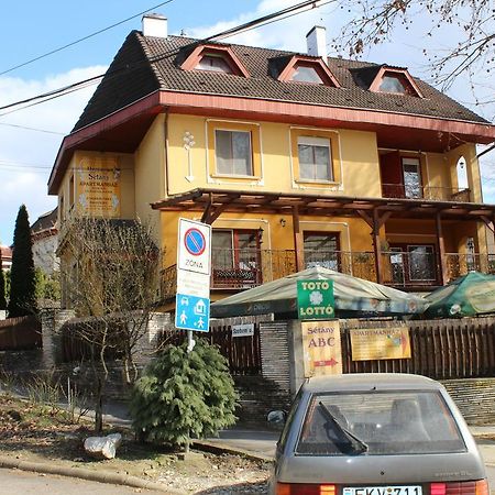Herczeg Apartment Miskolc Luaran gambar