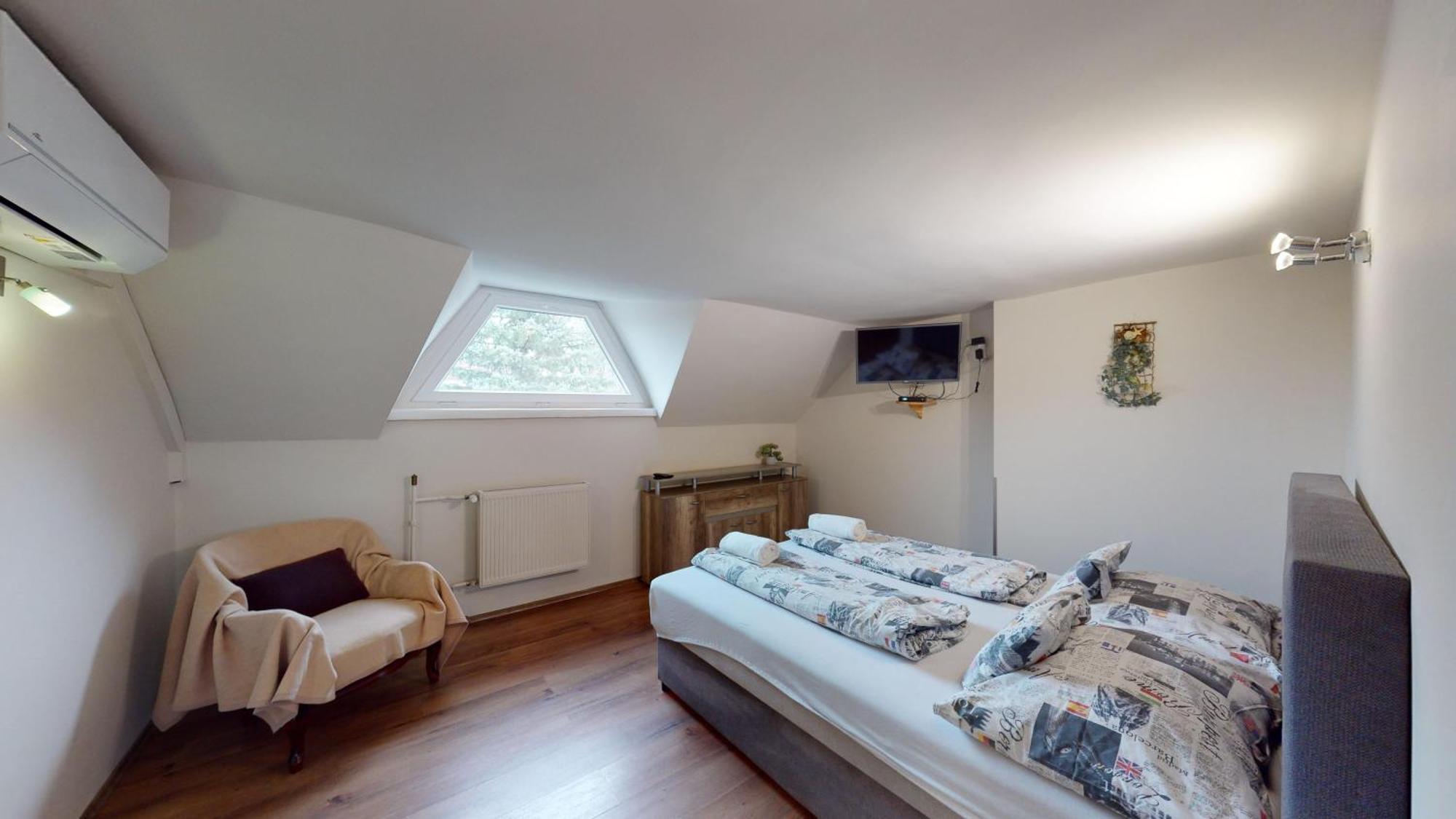 Herczeg Apartment Miskolc Luaran gambar