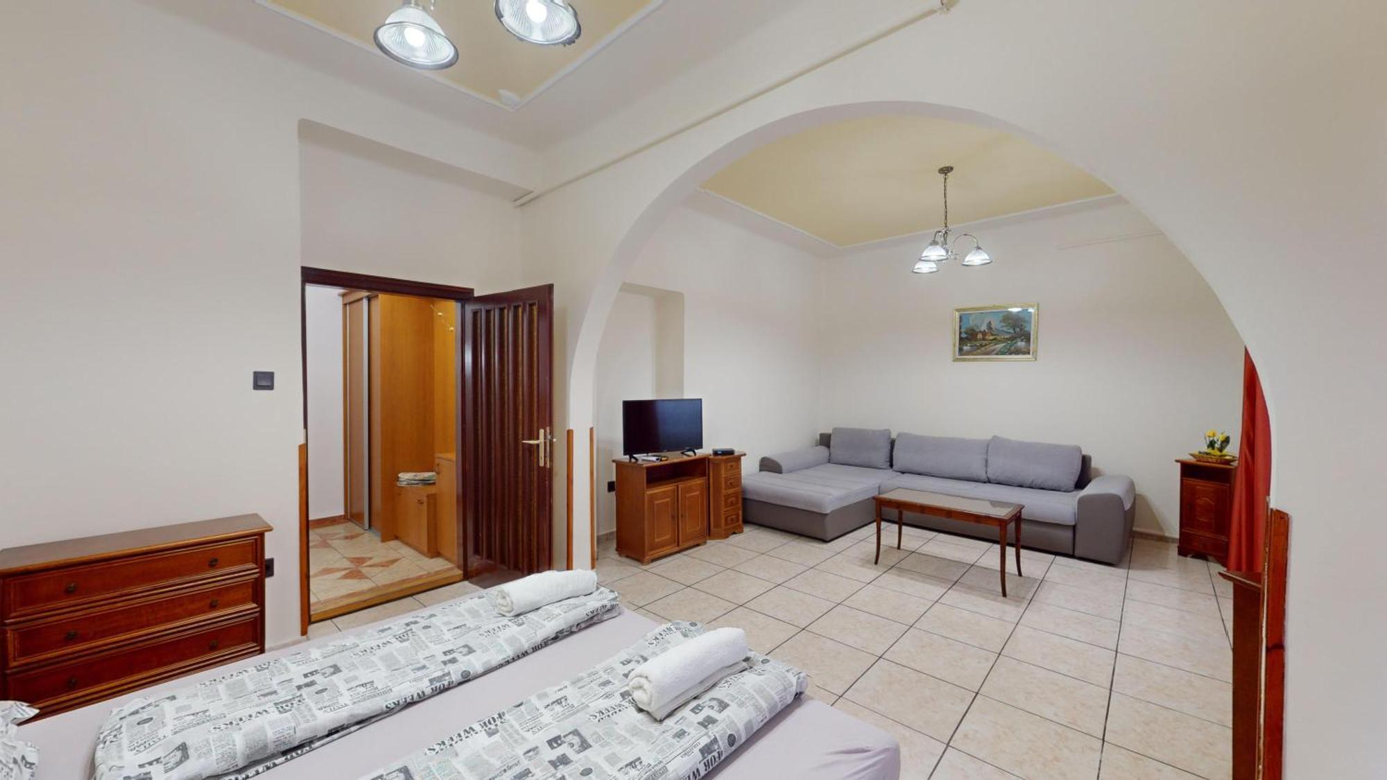 Herczeg Apartment Miskolc Luaran gambar
