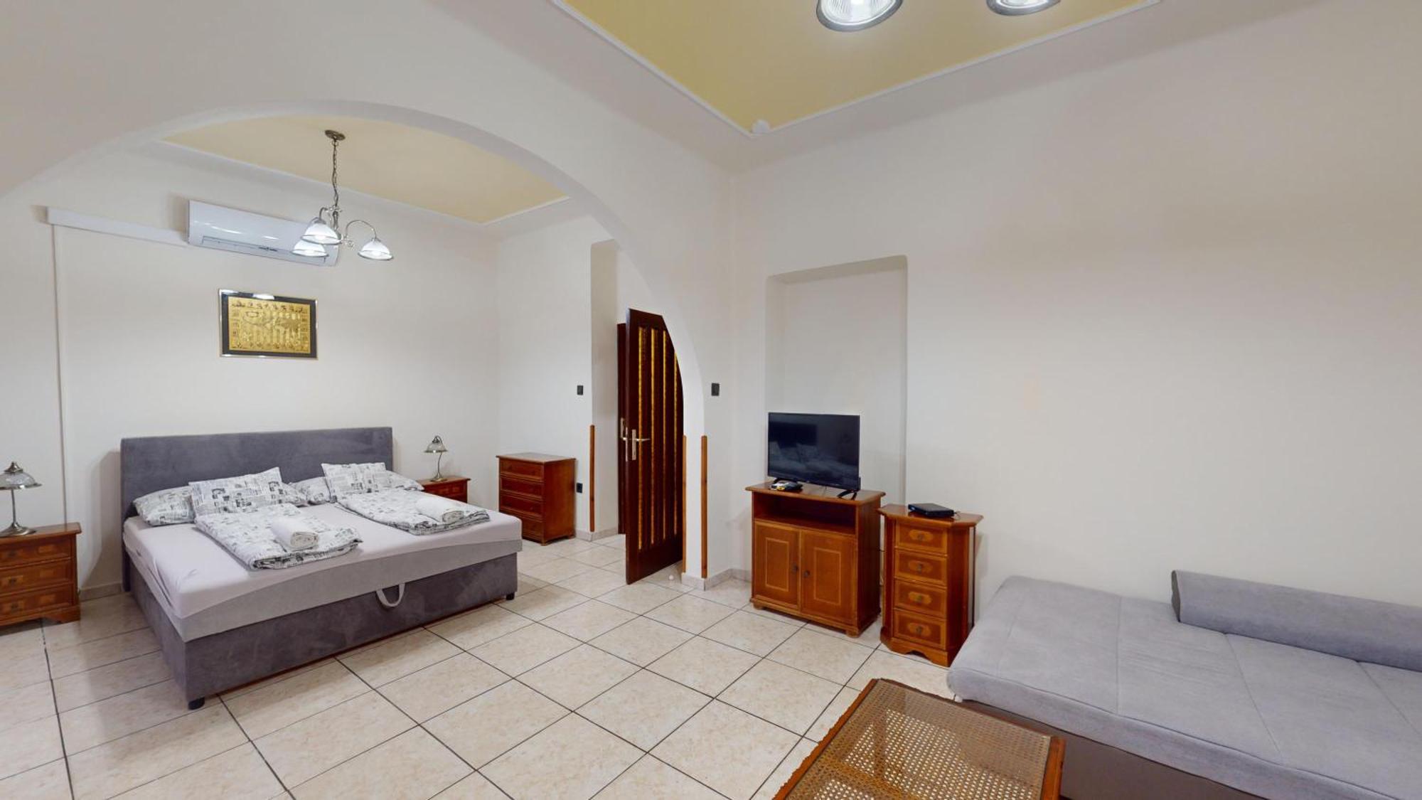 Herczeg Apartment Miskolc Luaran gambar
