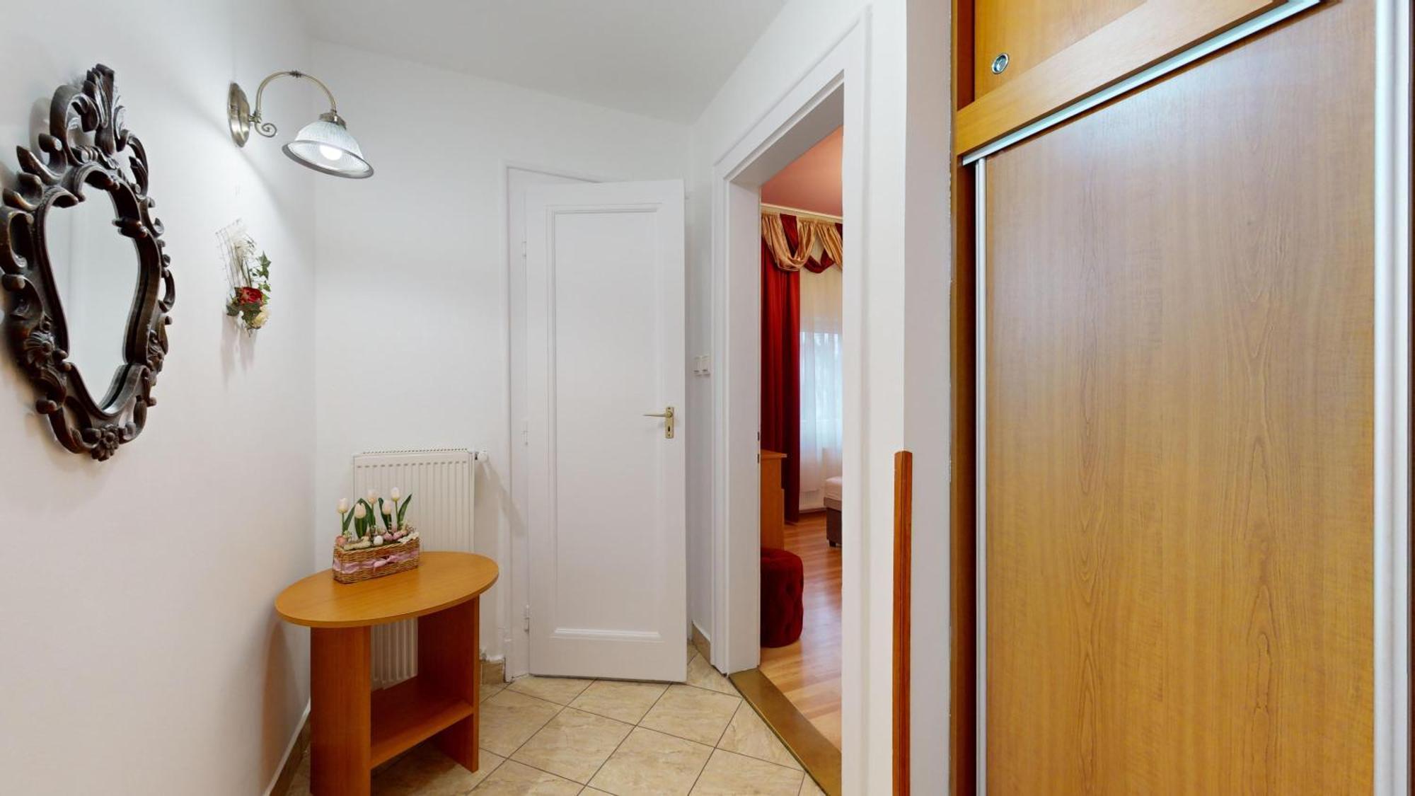 Herczeg Apartment Miskolc Luaran gambar