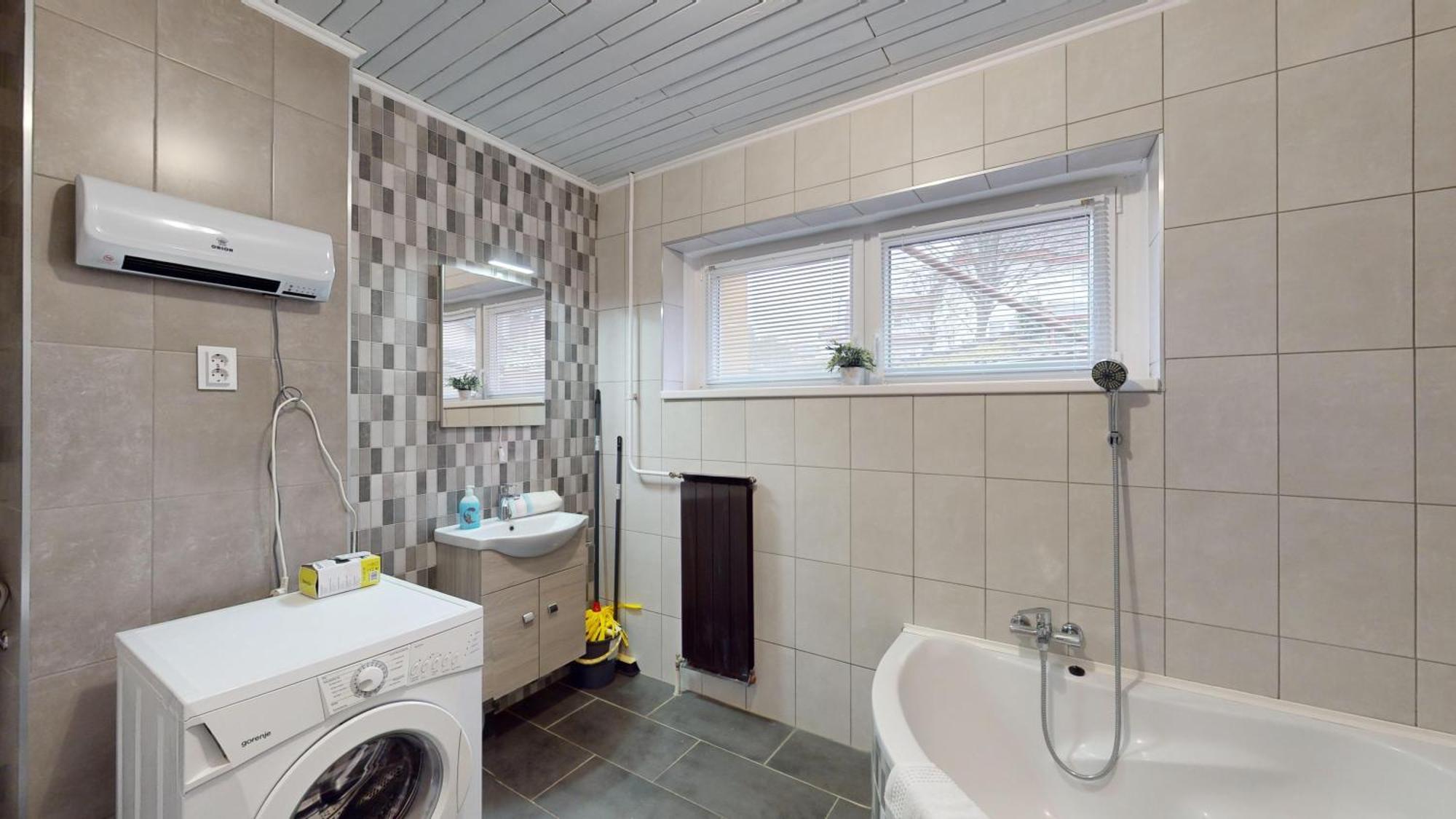 Herczeg Apartment Miskolc Luaran gambar