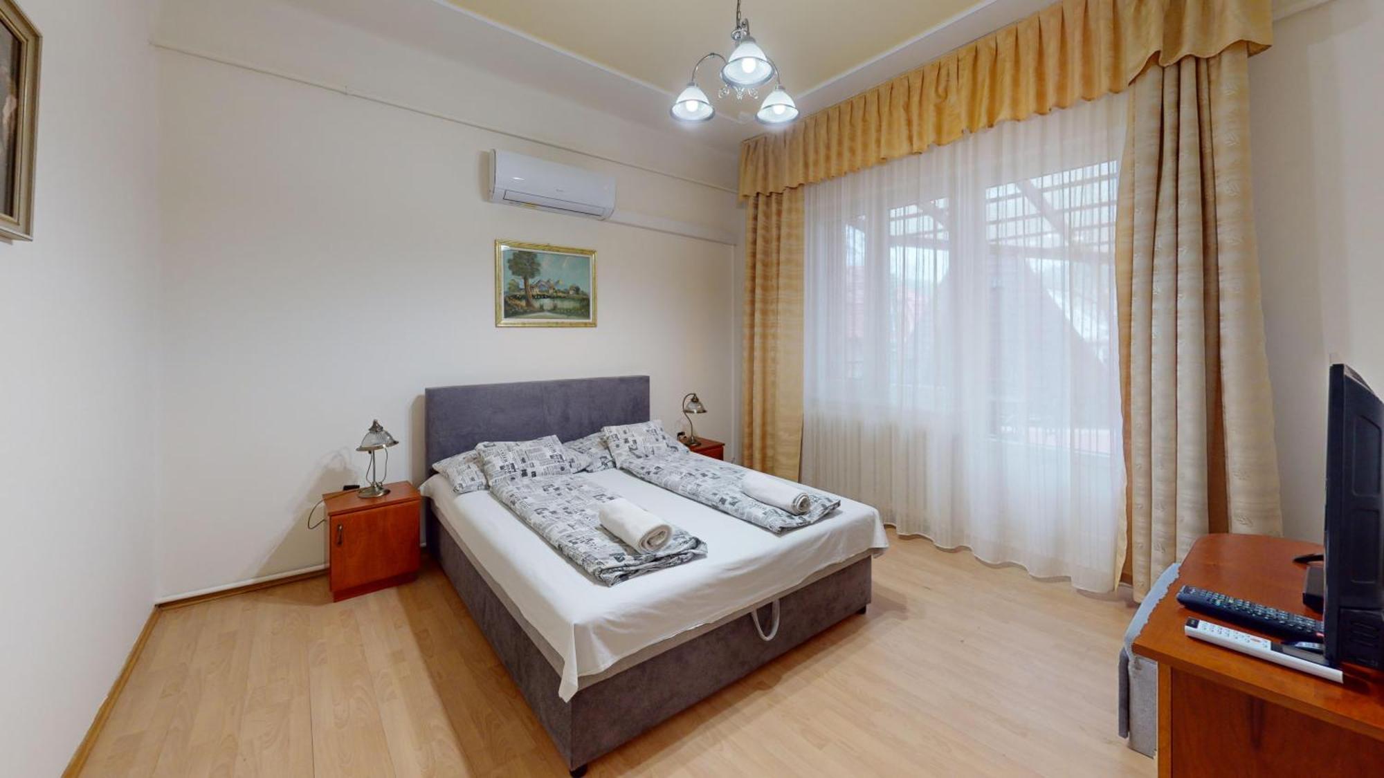 Herczeg Apartment Miskolc Luaran gambar